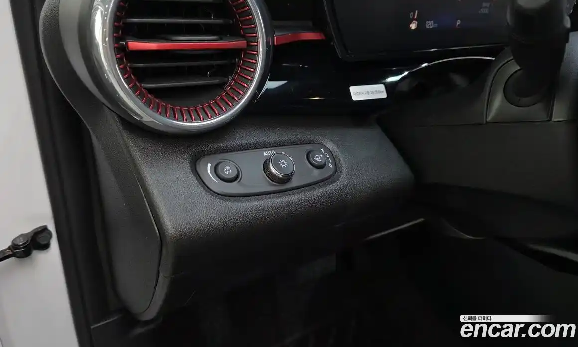 Chevrolet Trax 2024 1.2 гидро, фото 19
