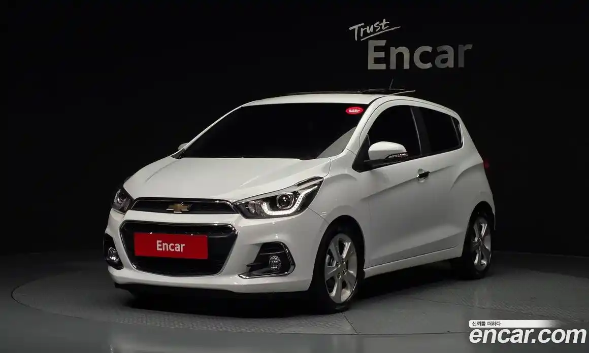 Chevrolet Spark 2016 1.0 гидро, фото 1
