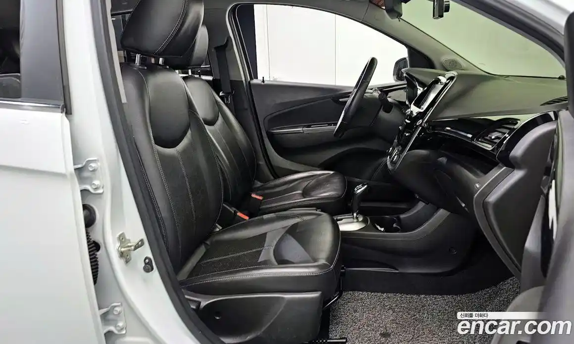 Chevrolet Spark 2016 1.0 гидро, фото 16