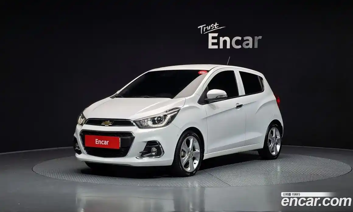 Chevrolet Spark 2016 1.0 гидро, фото 1