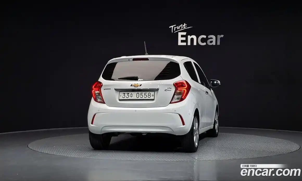 Chevrolet Spark 2016 1.0 гидро, фото 4