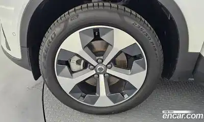 Volvo XC40 2024 2.0 автомат (гидро), миниатюра 5