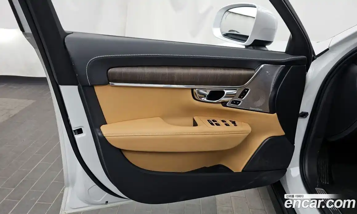 Volvo V90 2021 2.0 автомат (гидро), фото 14