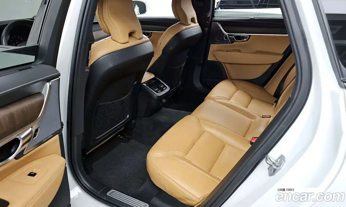 Volvo V90 2021 2.0 автомат (гидро), фото 16