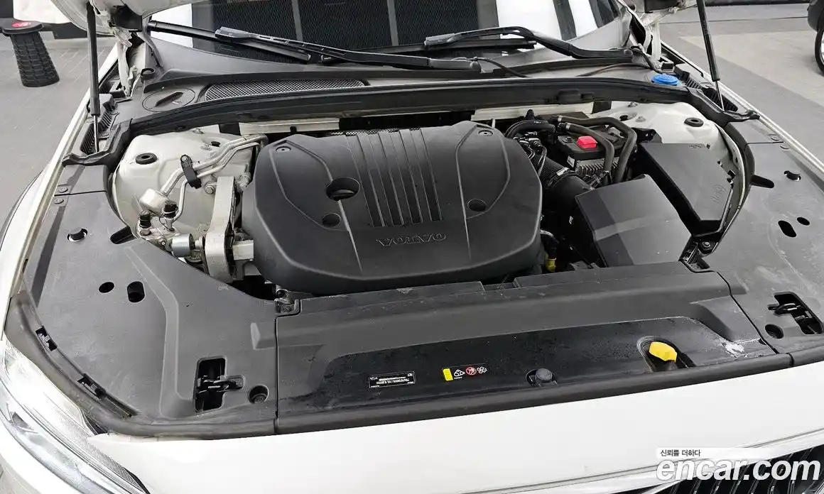 Volvo V90 2021 2.0 автомат (гидро), фото 6