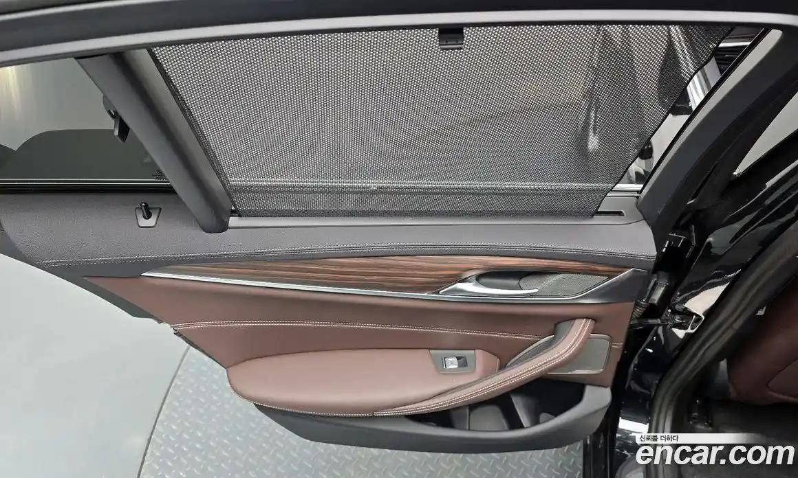 BMW 5-Series 2023 2.0 гидро, фото 14