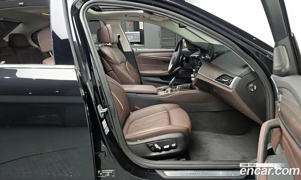 BMW 5-Series 2023 2.0 гидро, фото 16
