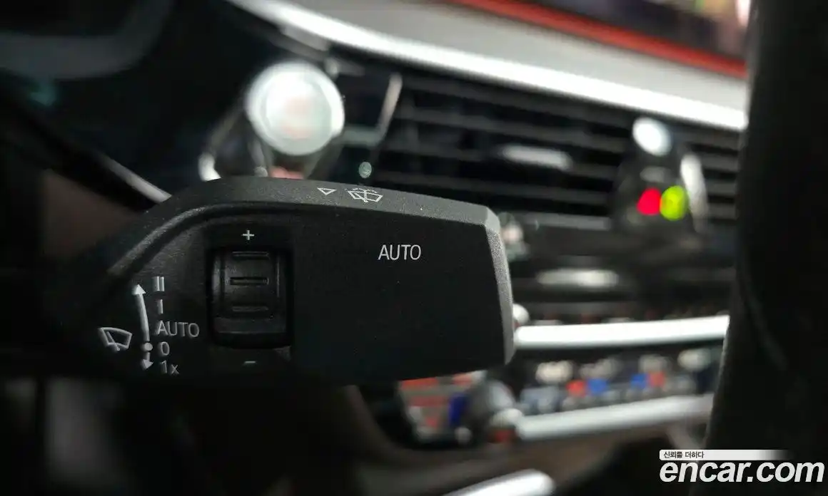 BMW 5-Series 2023 2.0 гидро, фото 28