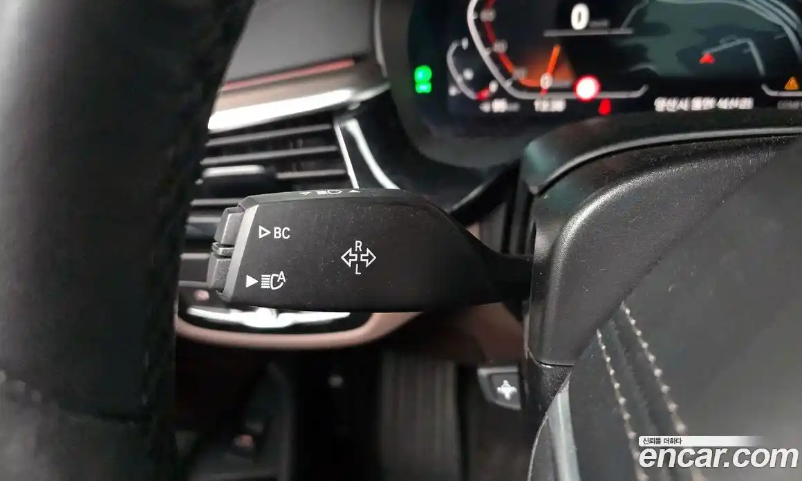 BMW 5-Series 2023 2.0 гидро, фото 35