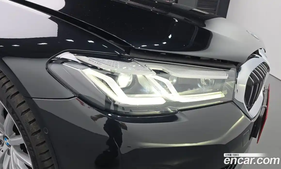 BMW 5-Series 2023 2.0 гидро, фото 7