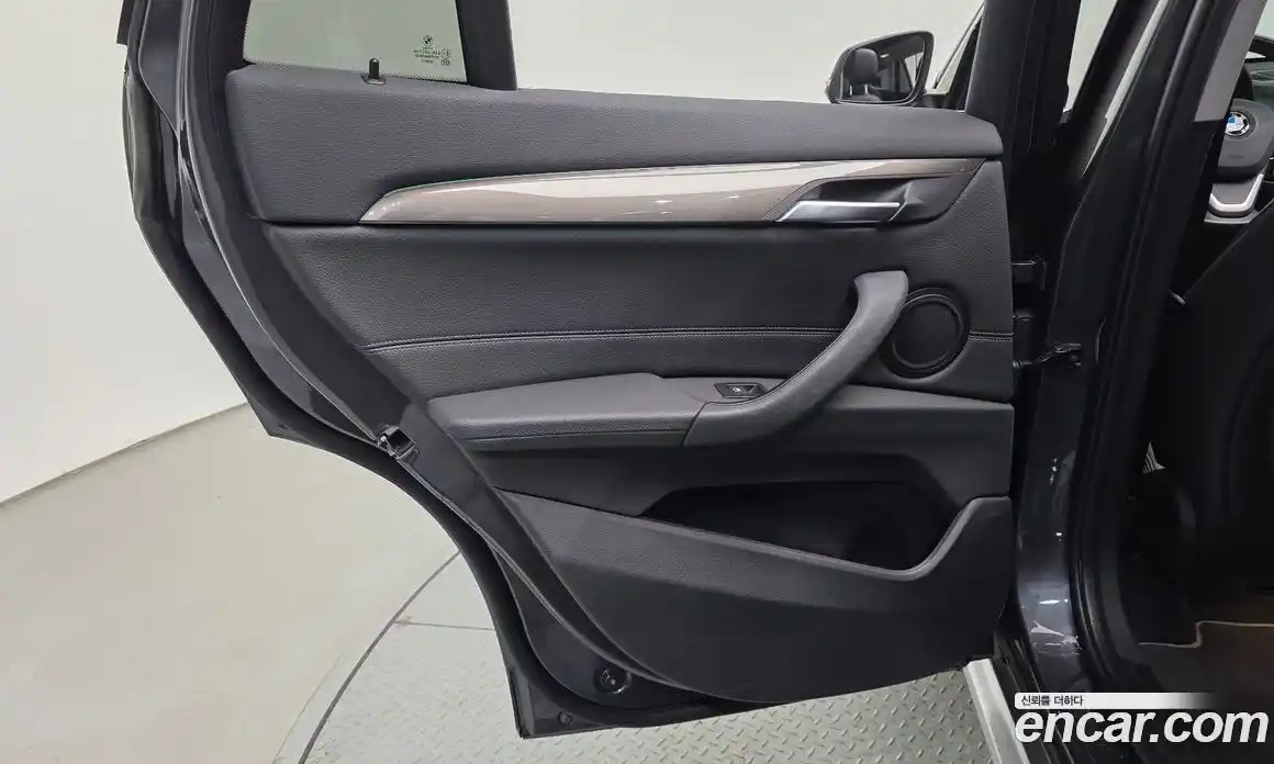 BMW X1 2020 2.0 гидро, фото 15