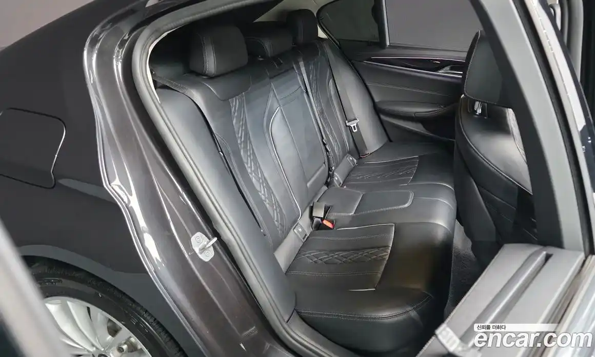 BMW 5-Series 2022 2.0 гидро, фото 16