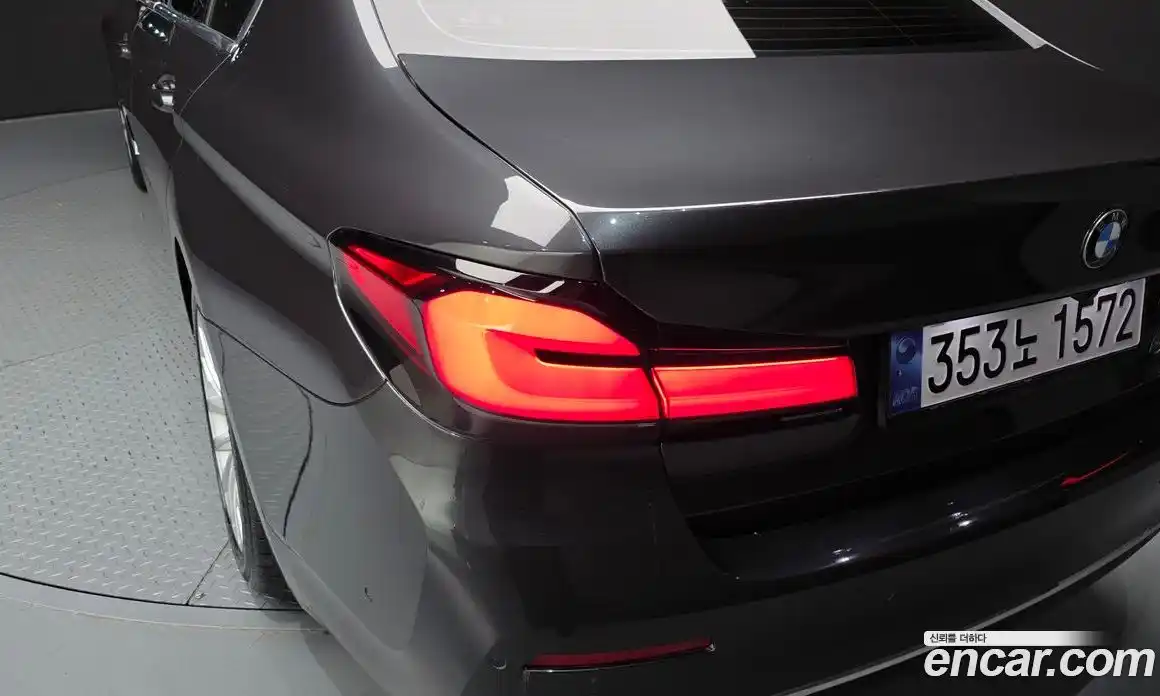 BMW 5-Series 2022 2.0 гидро, фото 9
