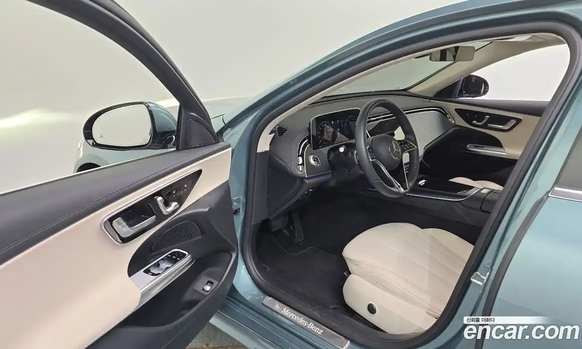 Mercedes-Benz E-Class 2025 2.0 гидро, фото 10
