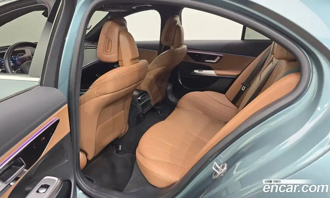 Mercedes-Benz E-Class 2025 2.0 гидро, фото 11