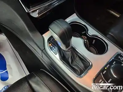 Jeep Cherokee 2019 3.6 автомат (гидро), миниатюра 8