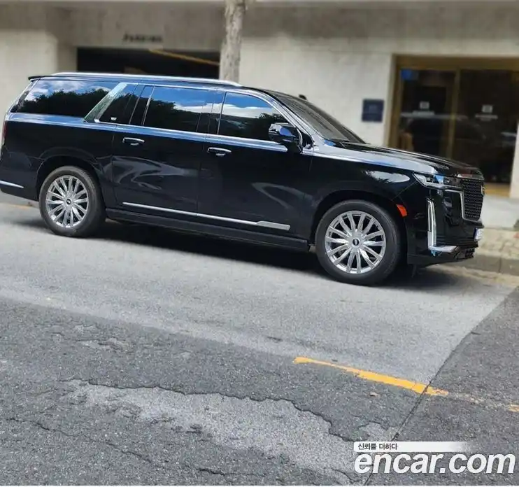 Cadillac Escalade 2021 6.0 гидро, фото 3