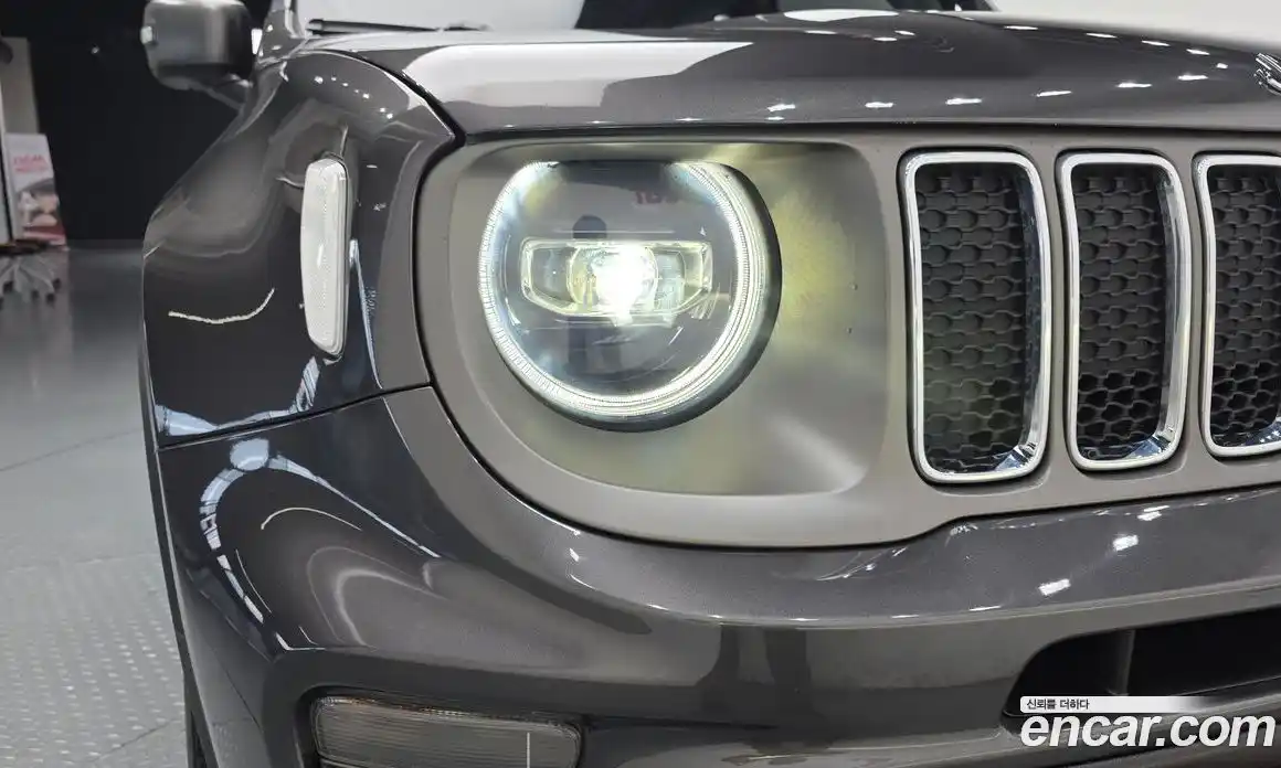 Jeep Renegade 2021 2.4 автомат (гидро), фото 8