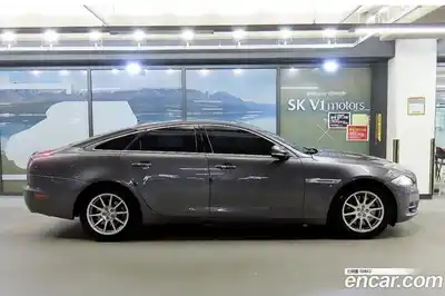Jaguar XJ 2015 2.0 гидро, миниатюра 3