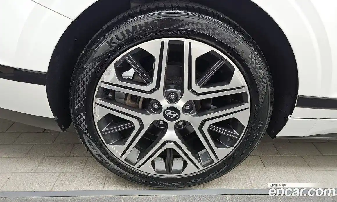 Hyundai Grandeur 2023 2.5 автомат (гидро), фото 5
