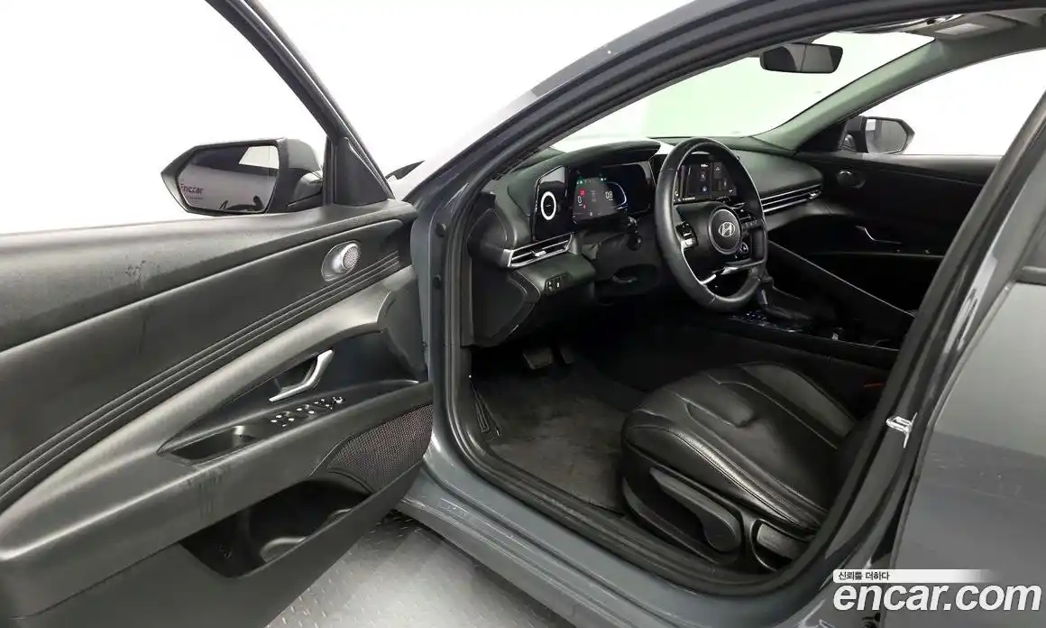 Hyundai Avante 2024 1.6 гидро, фото 13