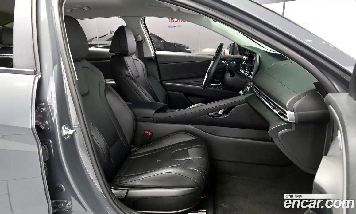 Hyundai Avante 2024 1.6 гидро, фото 16
