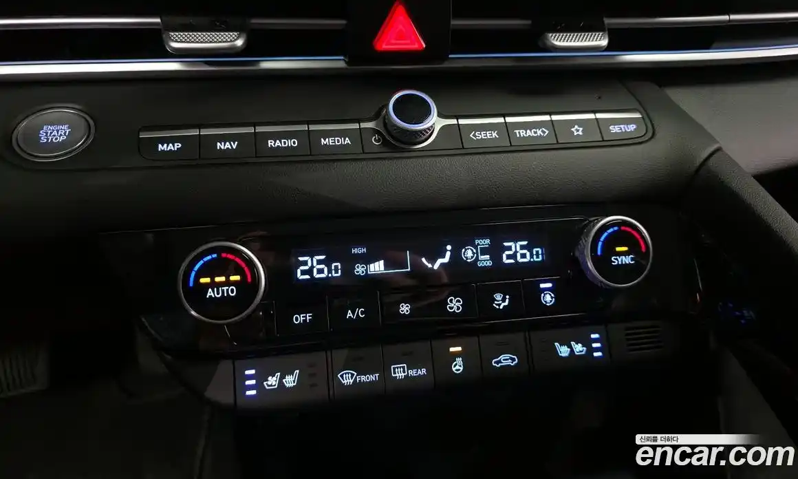 Hyundai Avante 2024 1.6 гидро, фото 26