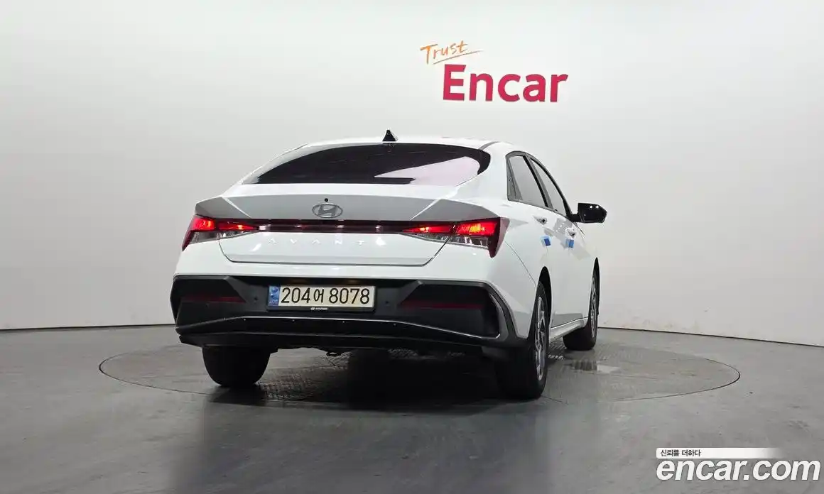 Hyundai Avante 2023 1.6 гидро, фото 4