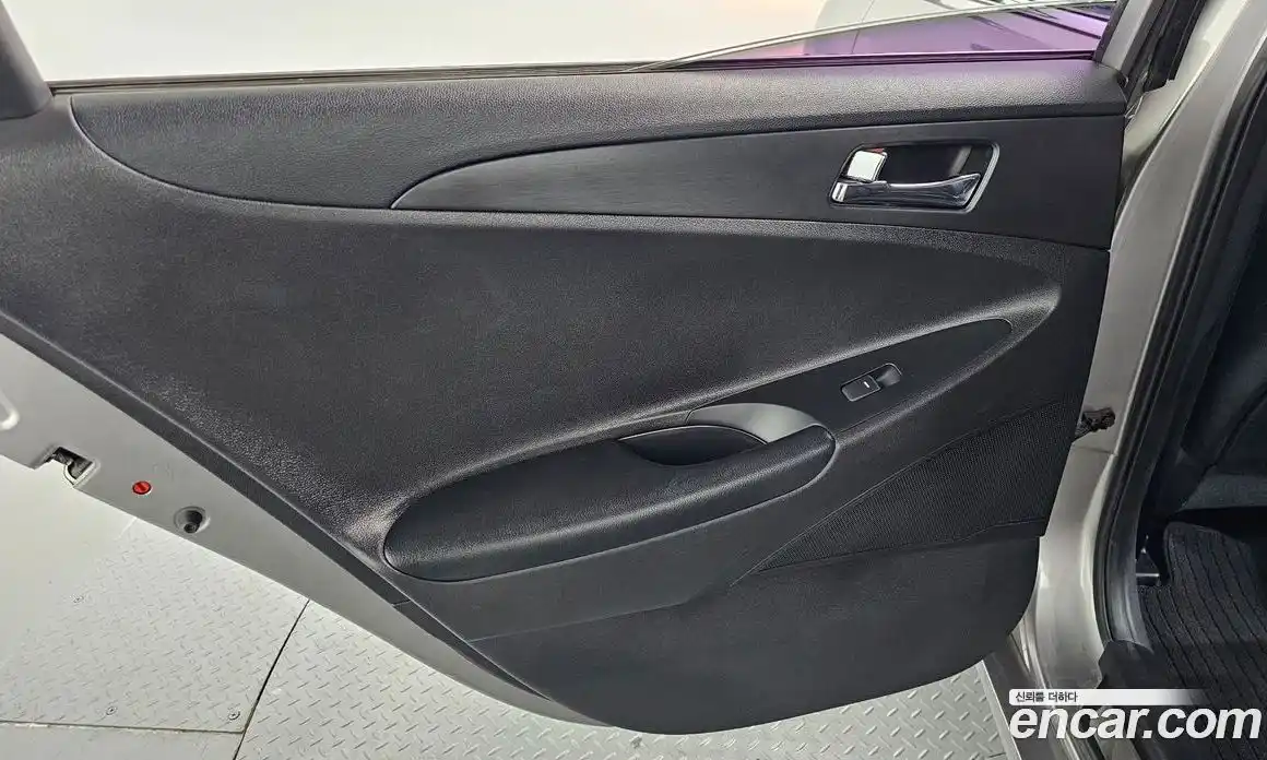Hyundai Sonata 2012 2.0 гидро, фото 15