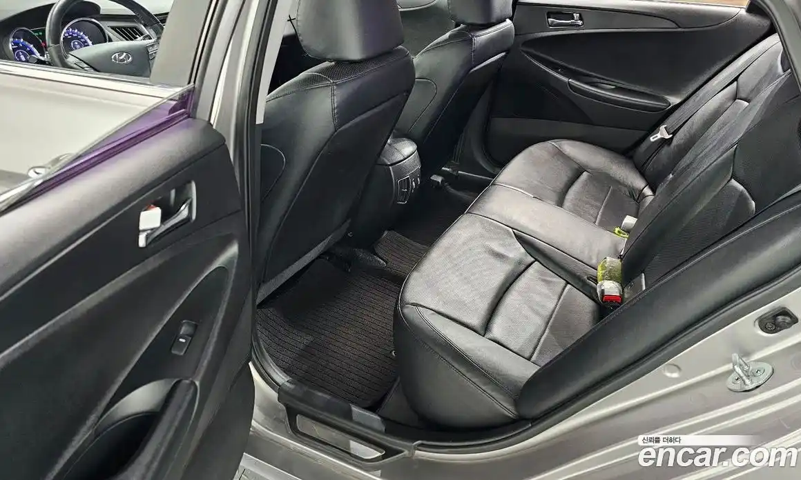 Hyundai Sonata 2012 2.0 гидро, фото 18