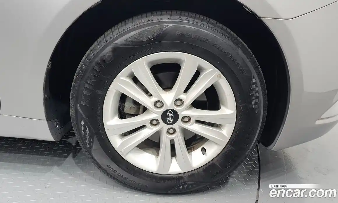 Hyundai Sonata 2012 2.0 гидро, фото 5
