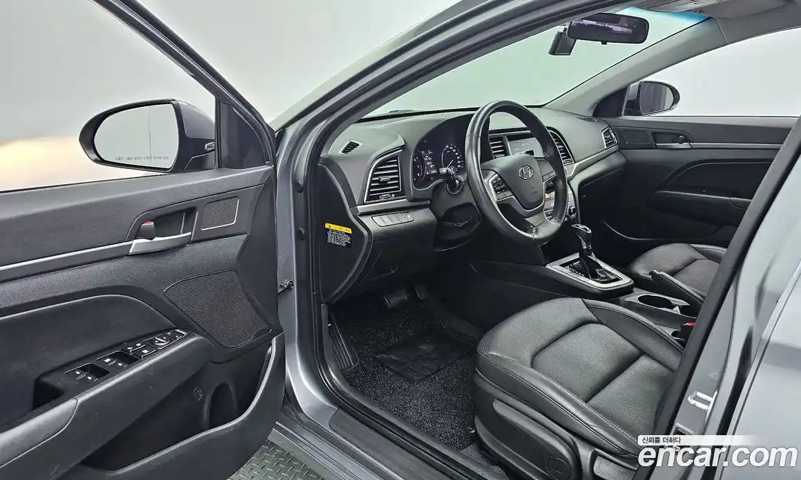 Hyundai Avante 2016 1.6 гидро, фото 13