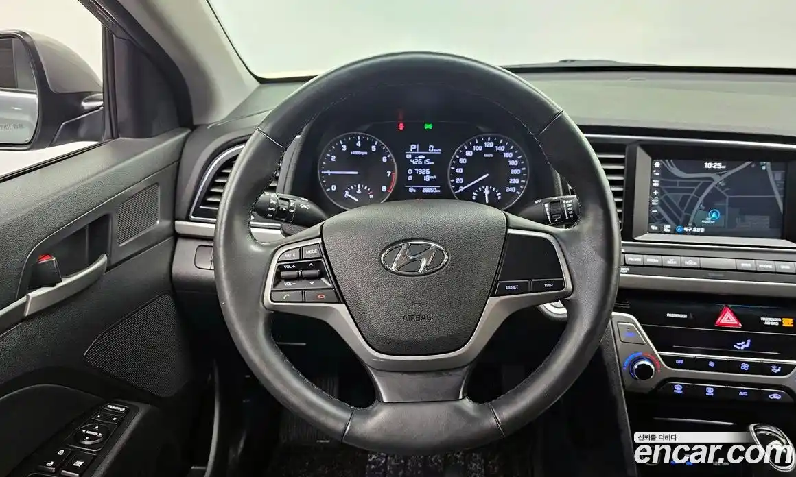 Hyundai Avante 2016 1.6 гидро, фото 19