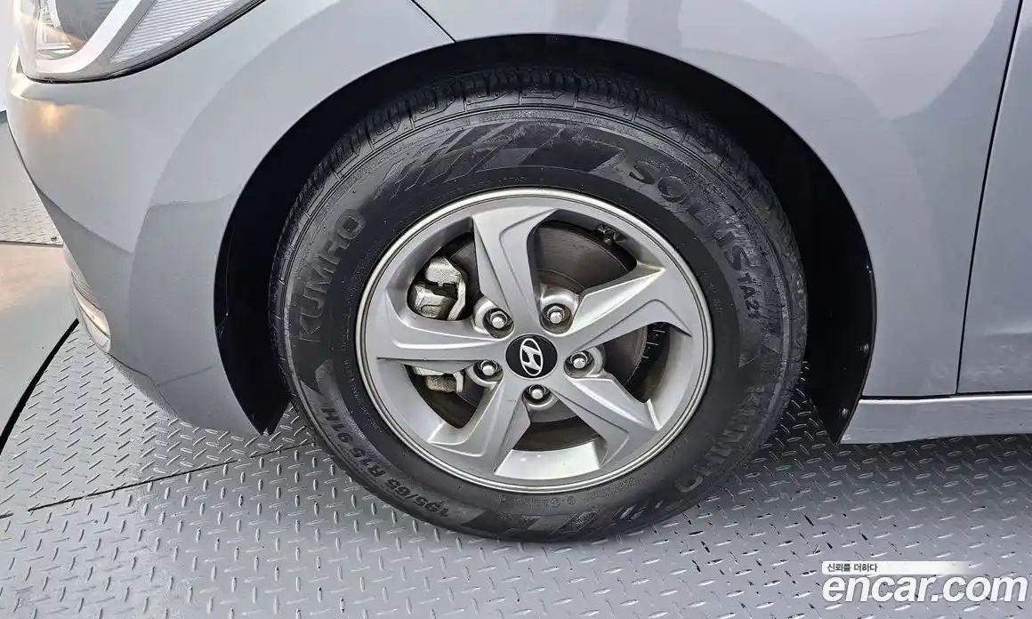 Hyundai Avante 2016 1.6 гидро, фото 5