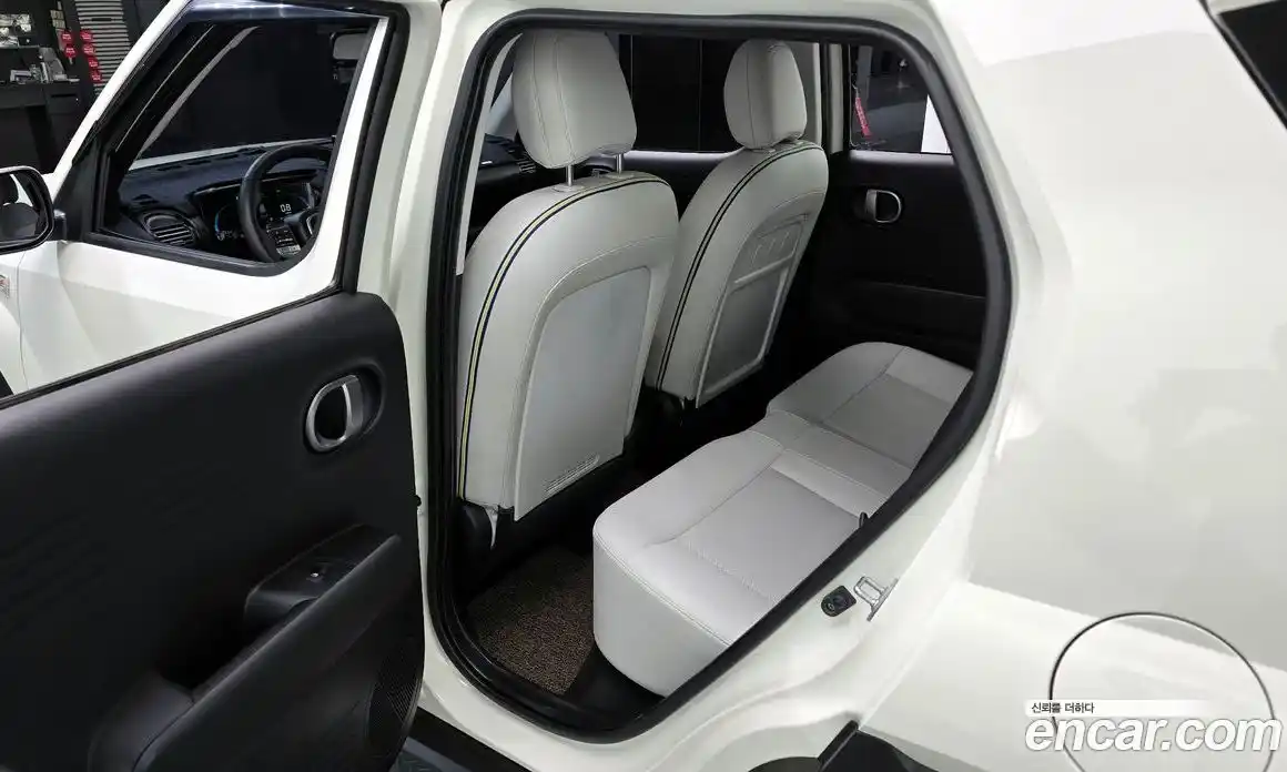 Hyundai Casper 2023 1.0 гидро, фото 16