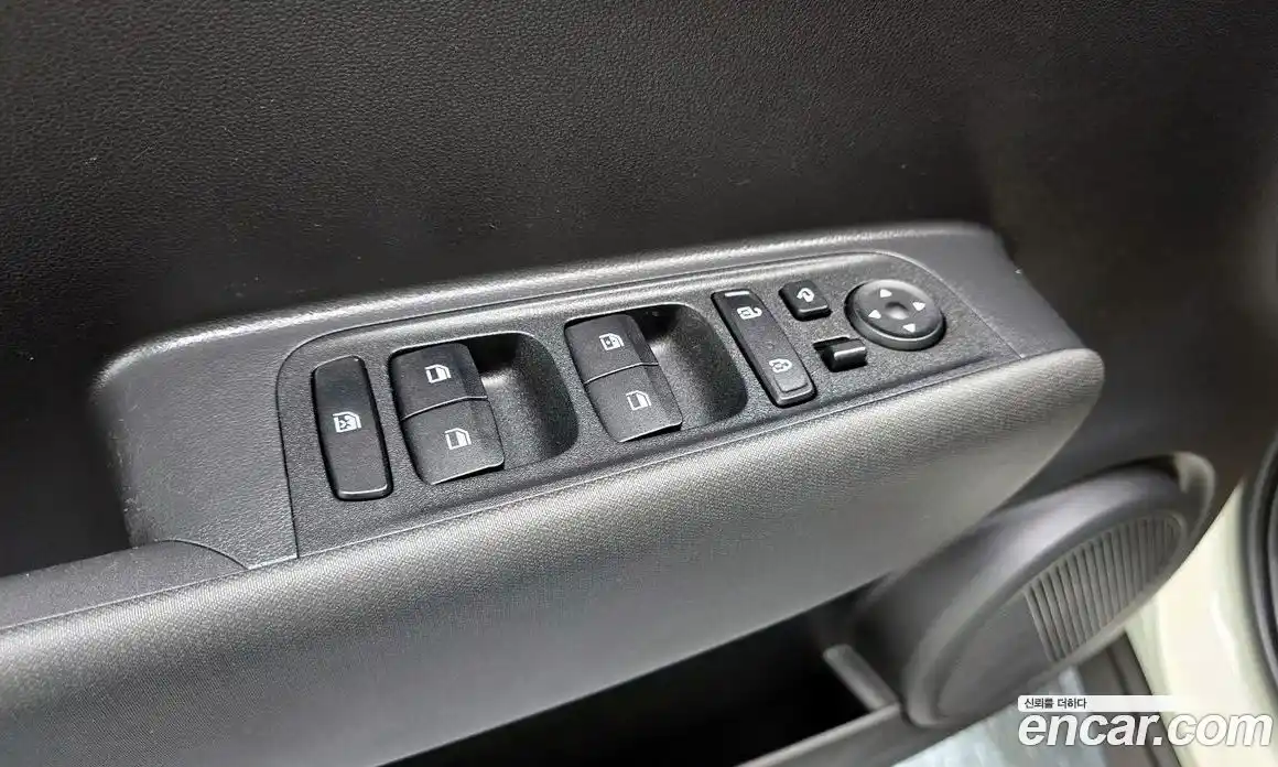 Hyundai Casper 2023 1.0 гидро, фото 21