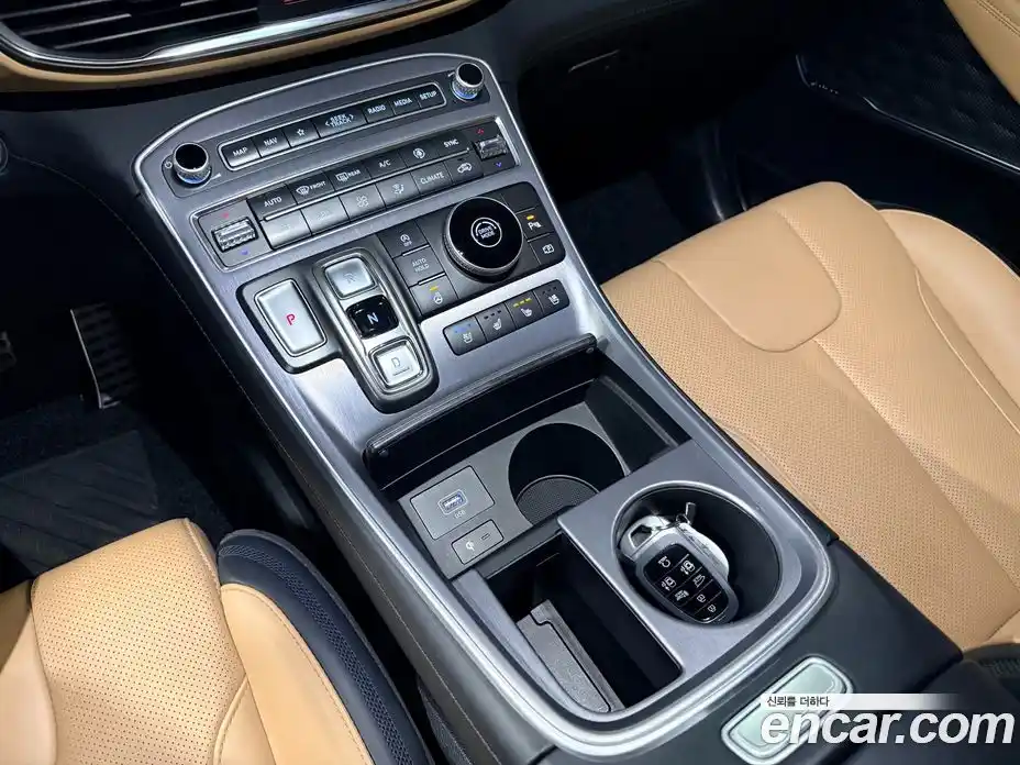 Hyundai Santa Fe 2023 2.5 гидро, фото 11