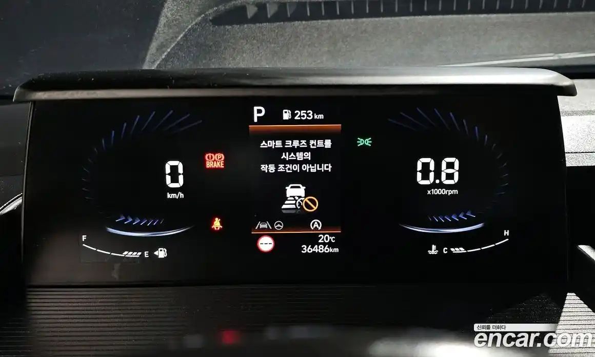 Hyundai Staria 2023 2.2 гидро, фото 11