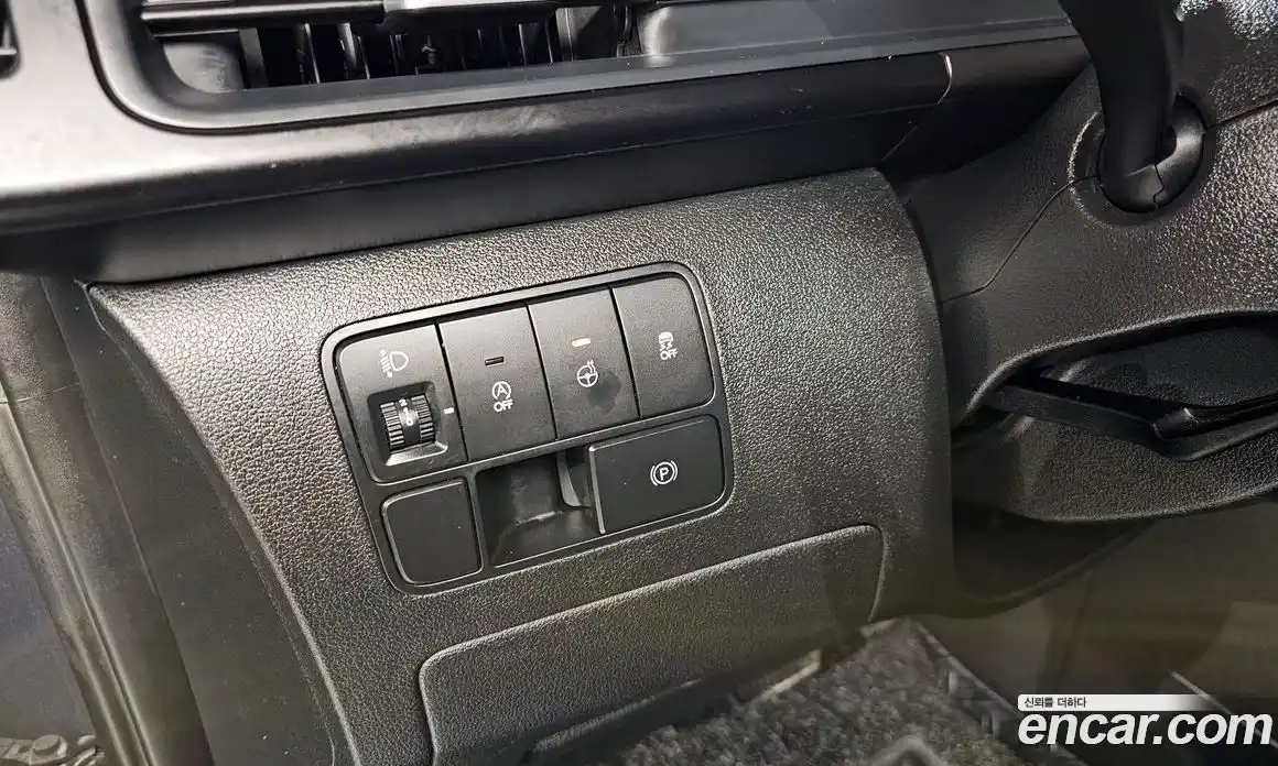 Hyundai Staria 2023 2.2 гидро, фото 27
