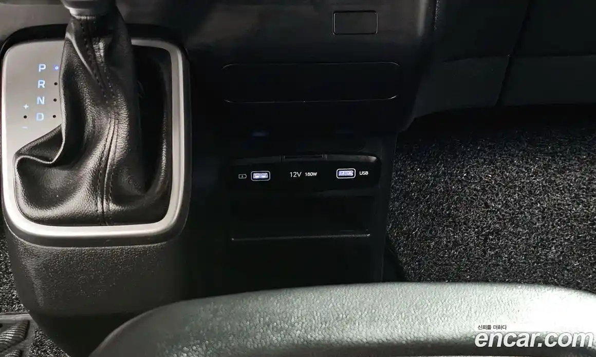 Hyundai Staria 2023 2.2 гидро, фото 32