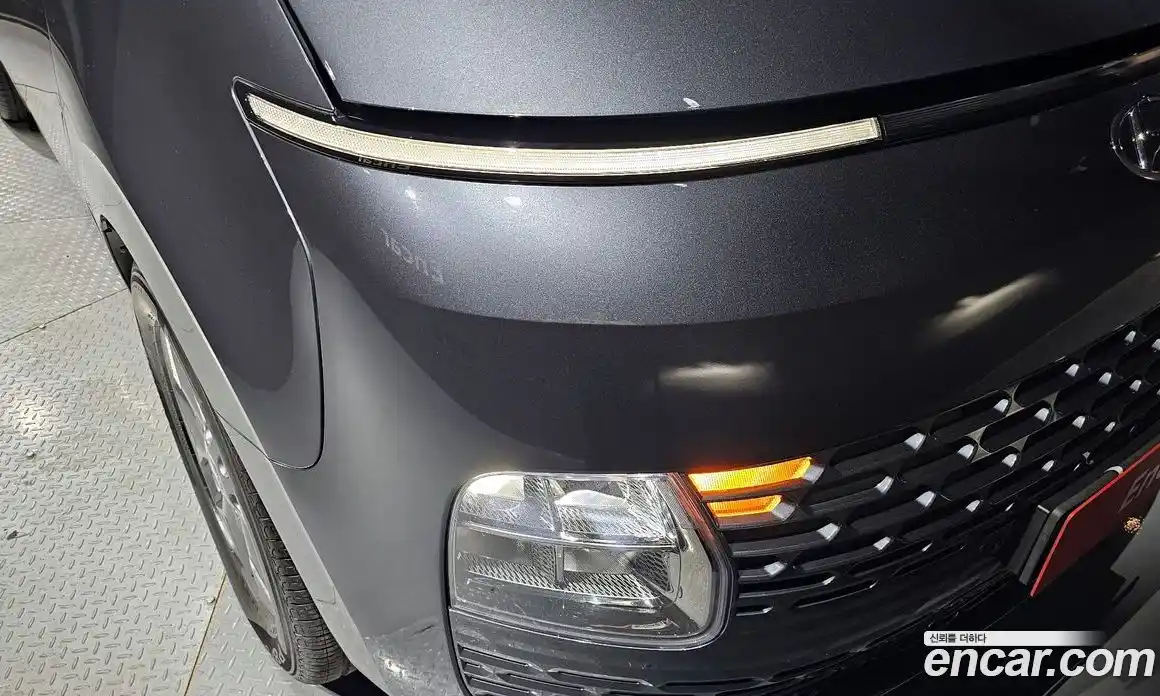 Hyundai Staria 2023 2.2 гидро, фото 8
