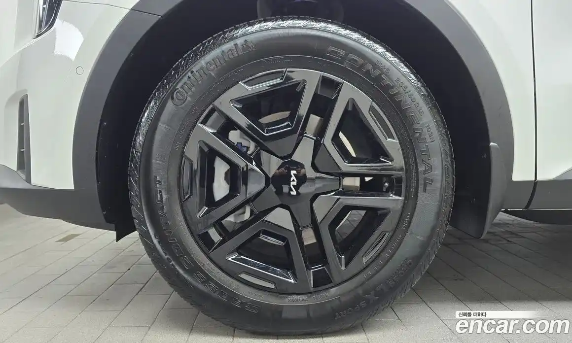 Kia Sorento 2024 1.6 автомат (гидро), фото 5