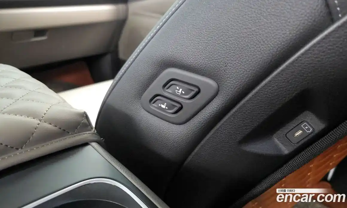 Kia Carnival 2024 3.5 автомат (гидро), фото 29