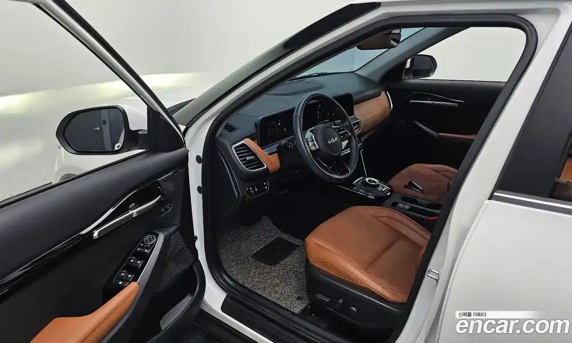 Kia Seltos 2024 2.0 автомат (гидро), фото 13