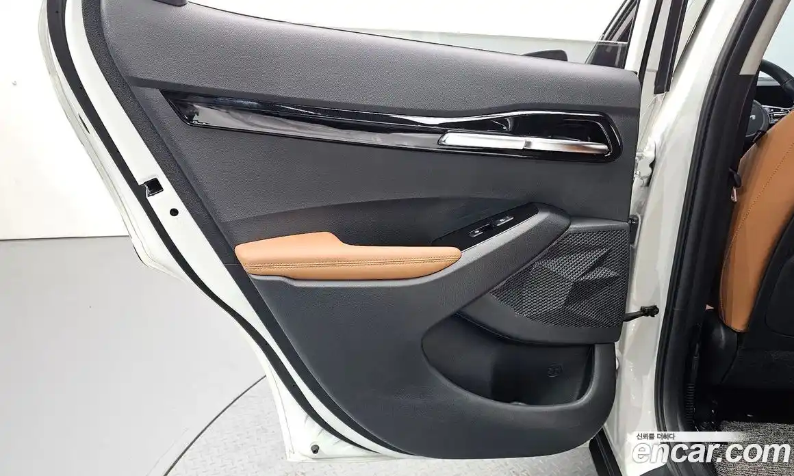 Kia Seltos 2024 2.0 автомат (гидро), фото 15