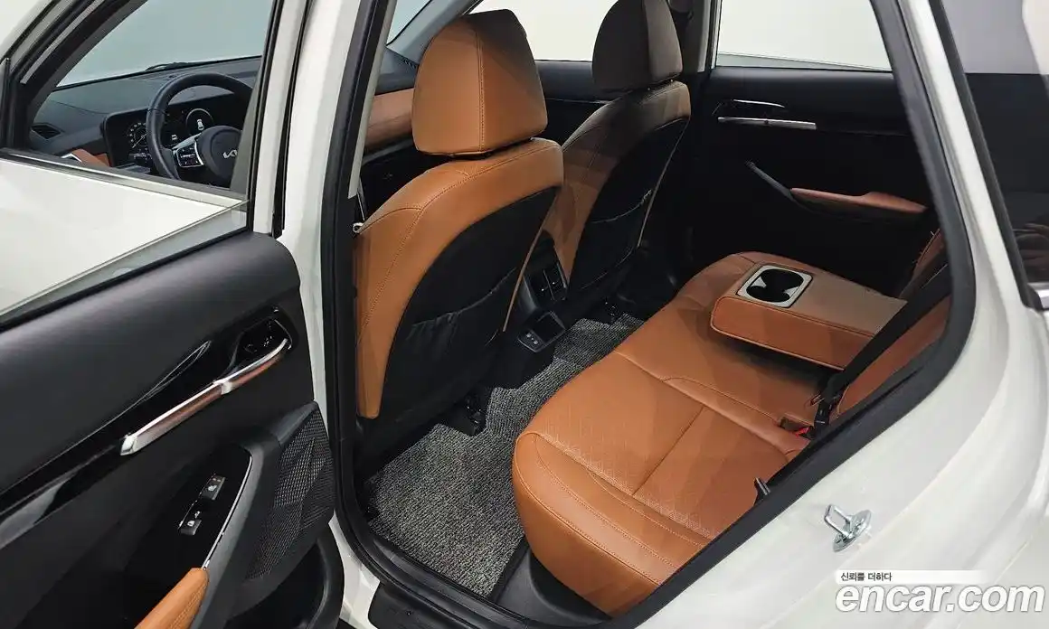 Kia Seltos 2024 2.0 автомат (гидро), фото 19