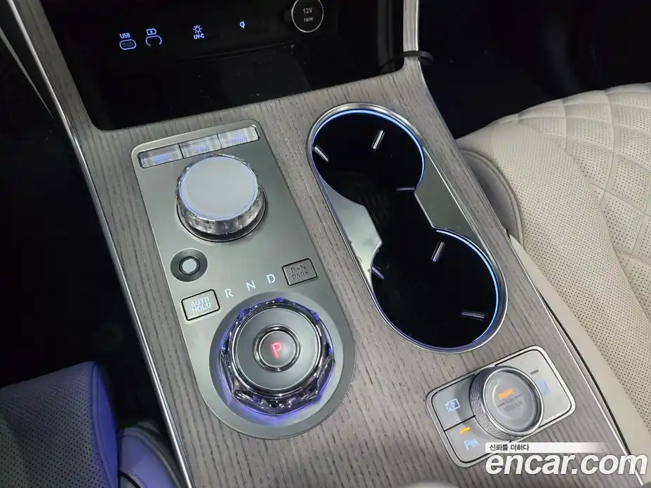 Genesis GV80 2024 3.5 гидро, фото 13