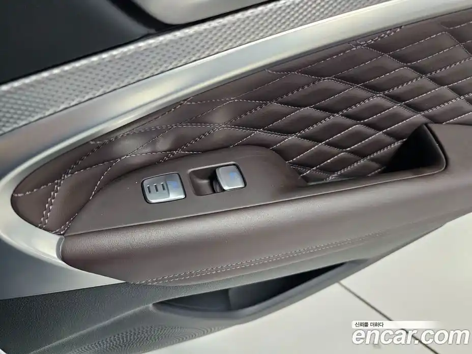 Genesis G70 2022 2.0 гидро, фото 16