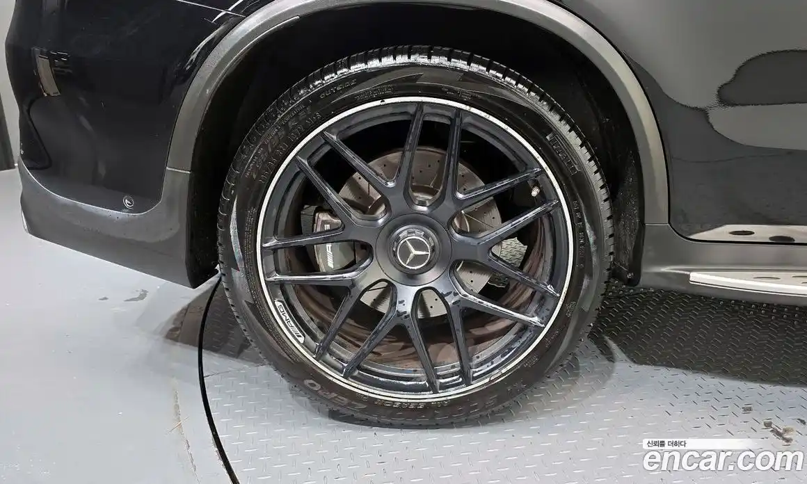 Mercedes-Benz GLC-Class 2019 4.0 гидро, фото 5 Mercedes-Benz GLC-Class 2019 4.0 гидро, фото 5