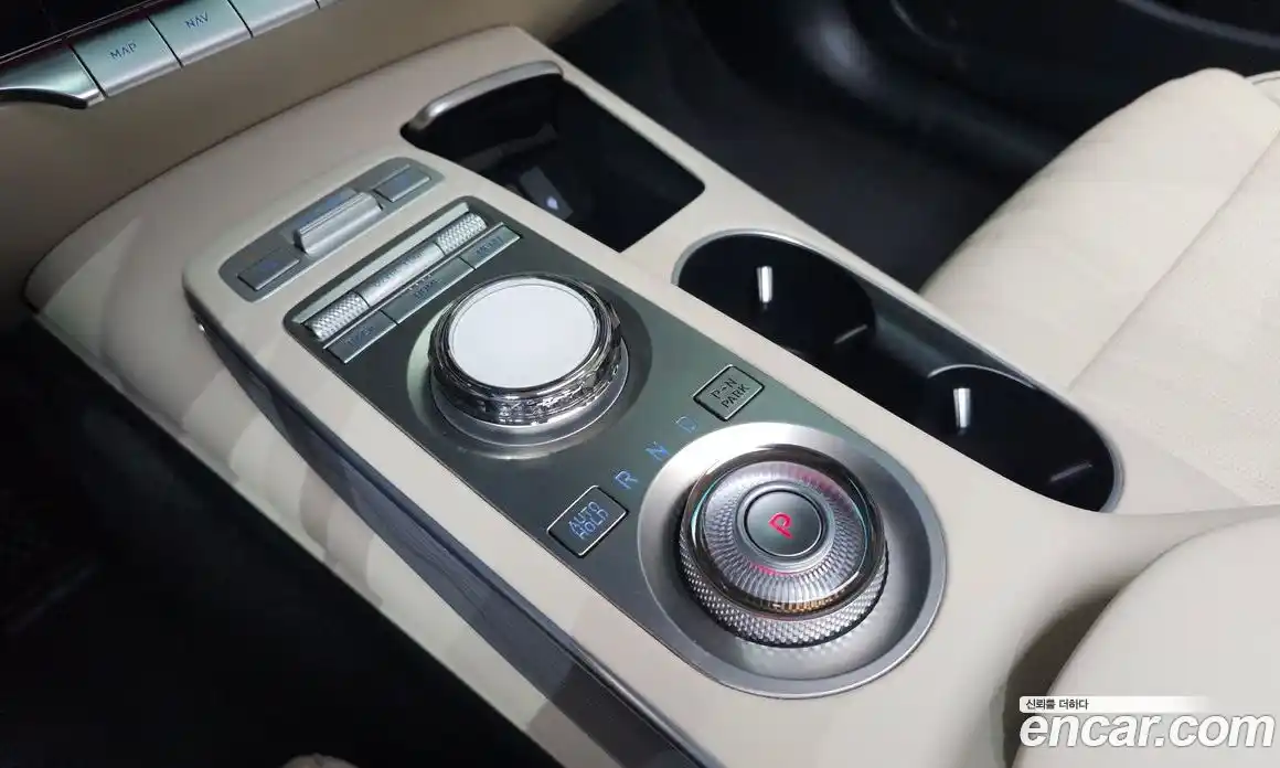 Genesis GV70 2021 2.5 гидро, фото 12
